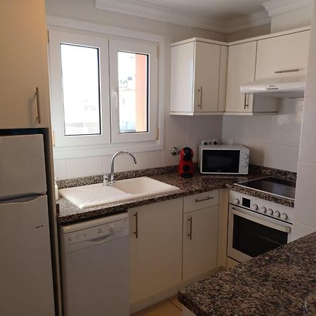 Ferienwohnung Oliva Nova Flat In Front Of Met Exterior foto